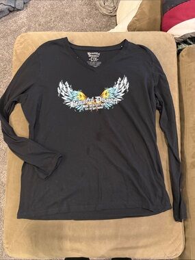 Beautiful Disaster Women's Black Long Sleeve V-Neck Tee